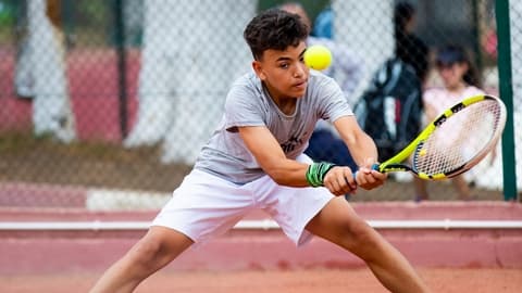 تنس.. تأجيل الدورات الوطنية للأصناف العمرية إلى مواعيد لاحقة